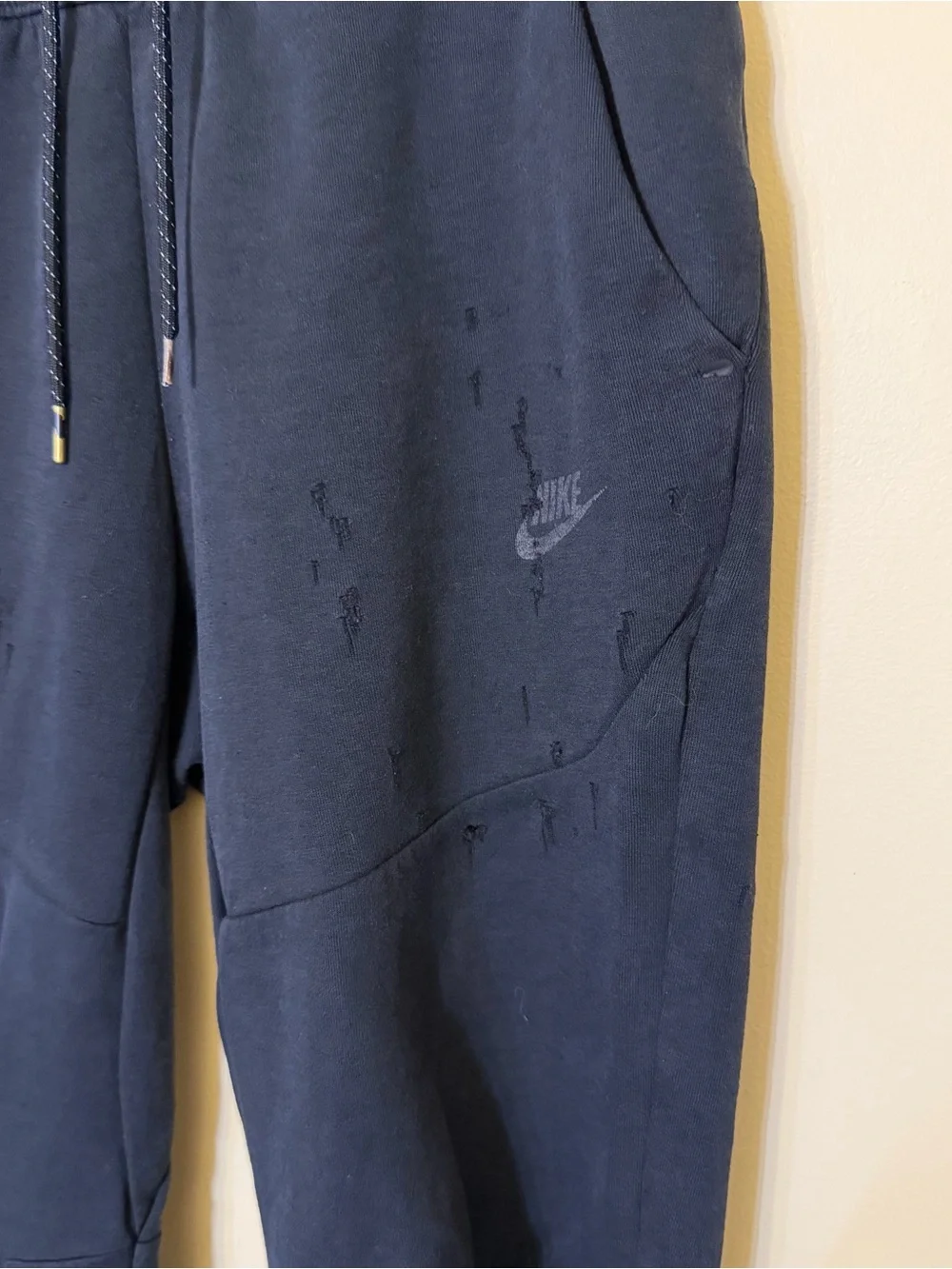Nike Tech Fleece Joggers Sweatpants Black Small Distressed Pockets Drawstring